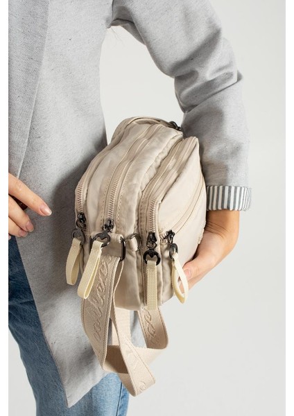 Kadın Postacı Çanta 24*16 cm Hafif Poliamid Su Itici Yumuşak Kumaş Çapraz Askılı Omuz Çantası