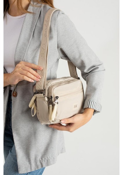 Kadın Postacı Çanta 24*16 cm Hafif Poliamid Su Itici Yumuşak Kumaş Çapraz Askılı Omuz Çantası fiyatları