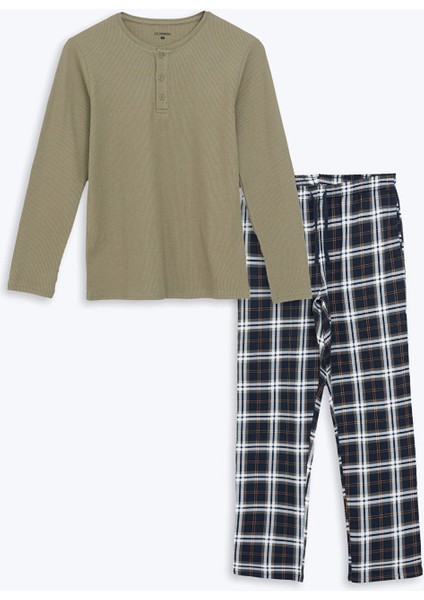 Yeni Sezon Standart Kalıp Erkek Pijama Takımı indirimleri
