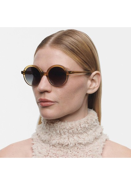 Isidora 6974 5 Açık Sarı Asetat Kadın Güneş Gözlüğü fırsatları