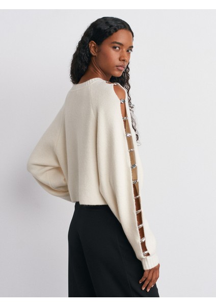 10810 Yün Karışımlı Aksesuar Detaylı Triko Kazak-Ekru