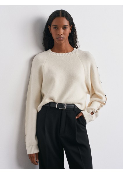 10810 Yün Karışımlı Aksesuar Detaylı Triko Kazak-Ekru fiyatları