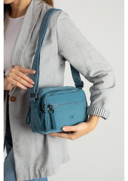 Kadın Postacı Çanta 24*16 cm Hafif Poliamid Su Itici Yumuşak Kumaş Çapraz Askılı Omuz Çantası fiyatları