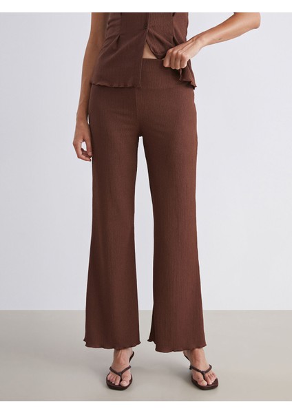 Yeni Sezon Beli Lastikli Dokulu Ispanyol Paça Kadın Pantolon fiyatları