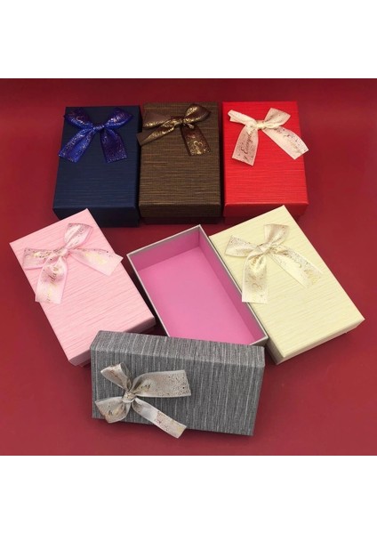 Kurdeleli Hediye Kutusu modelleri