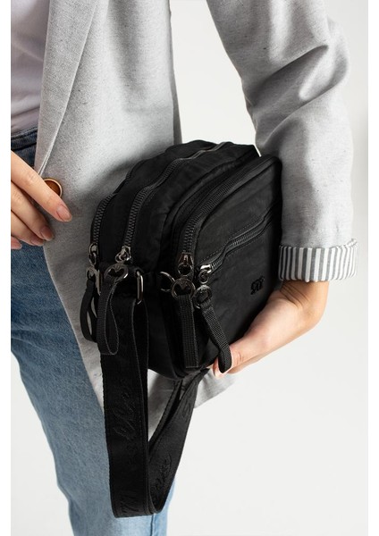 Kadın Postacı Çanta 24*16 cm Hafif Poliamid Su Itici Yumuşak Kumaş Çapraz Askılı Omuz Çantası