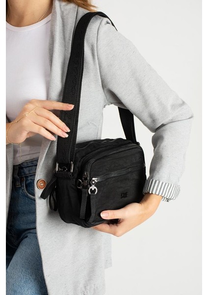 Kadın Postacı Çanta 24*16 cm Hafif Poliamid Su Itici Yumuşak Kumaş Çapraz Askılı Omuz Çantası fiyatları