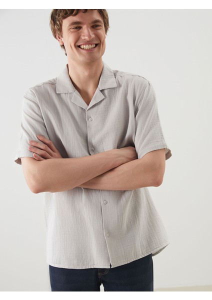 Yeni Sezon Standart Fit Kısa Kollu Erkek Gömlek