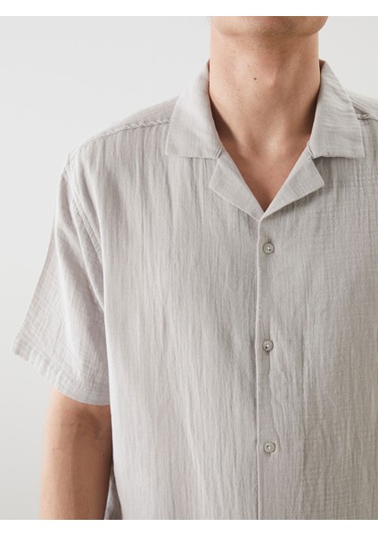 Yeni Sezon Standart Fit Kısa Kollu Erkek Gömlek modelleri