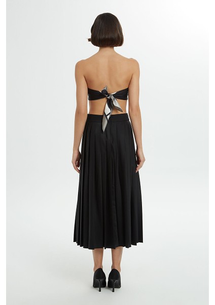 Kruvaze Kapamalı Pilili Siyah Etek indirimleri