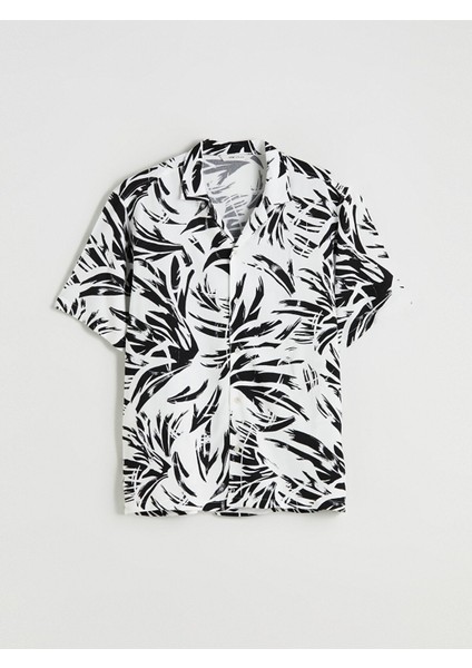 Yeni Sezon Slim Fit Kısa Kollu Desenli Erkek Gömlek indirimleri