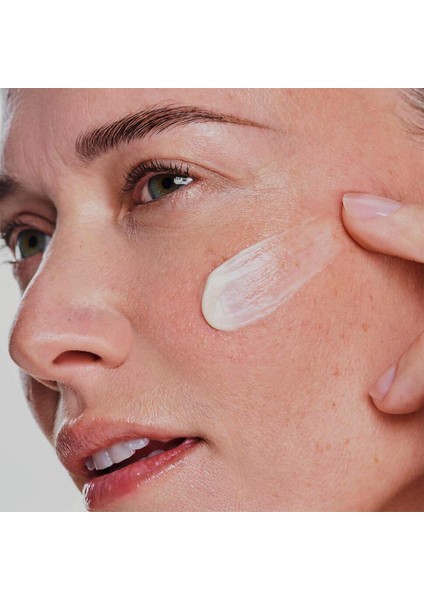 Extra Firming Day Tüm Ciltler Için Sıkılaştırıcı & Dolgunluk Veren Gündüz Kremi 50 ml modelleri