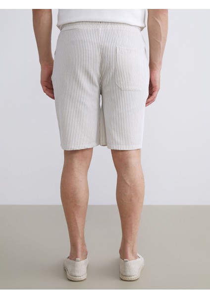 Yeni Sezon Standart Kalıp Çizgili Erkek Şort fırsatları