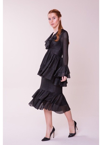 Fırfır Detaylı Midi Elbise fiyatları