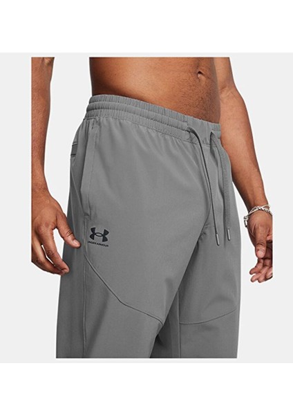 Erkek Ua Vibe Dokuma Eşofman Altı 1386557-025 fırsatları