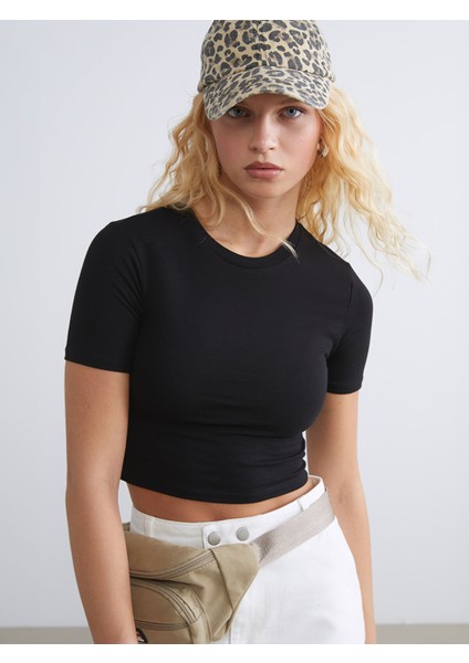 Yeni Sezon Bisiklet Yaka Kadın Crop