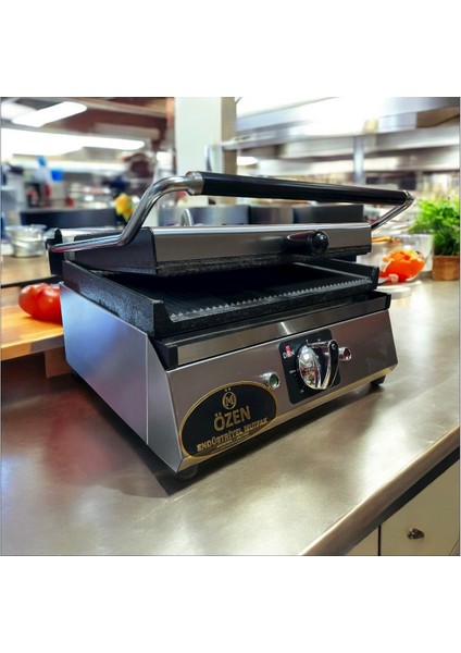 16 Dilim Elektrikli Tost Makinesi Sanayi Tipi Büfe Tipi Döküm Tost Makinesi 220V.
