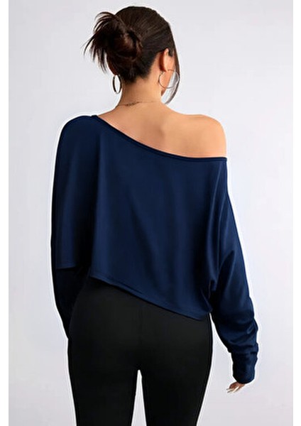Lacivert Kadın Oversize Düşük Omuz Kayık Yaka Pamuklu Uzun Kollu Crop T-Shirt indirimleri