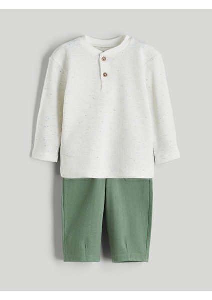 Yeni Sezon Bisiklet Yaka Erkek Bebek Tişört ve Şort 2'li Takım modelleri