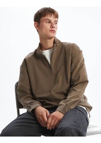 Yeni Sezon Dik Yaka Baskılı Erkek Sweatshirt