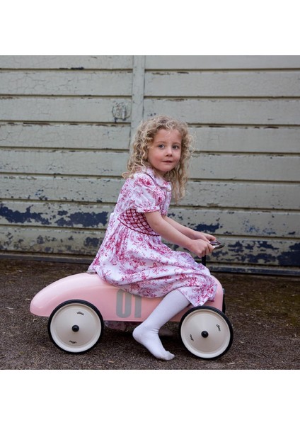 Light Pink Vintage Car Oyuncak modelleri