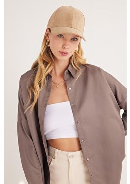 Kadın Oversize Rahat Kesim Spor Yaka Uzun Kollu Basic Düz Vizon Gömlek fiyatları