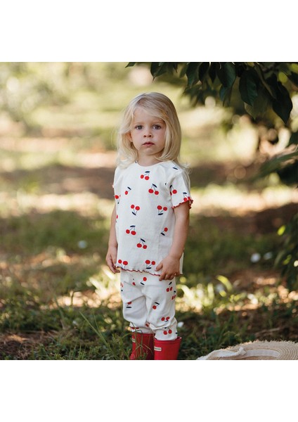 Kiraz Desenli T-Shirt & Tayt Kız Bebek 2'li Set fırsatları