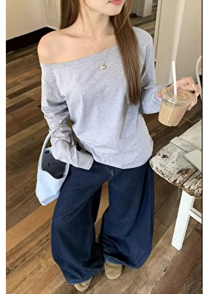 Gri Kadın Düşük Omuz Kayık Yaka Oversize Uzun Kollu T-Shirt