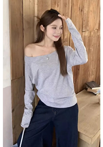 Gri Kadın Düşük Omuz Kayık Yaka Oversize Uzun Kollu T-Shirt indirimleri
