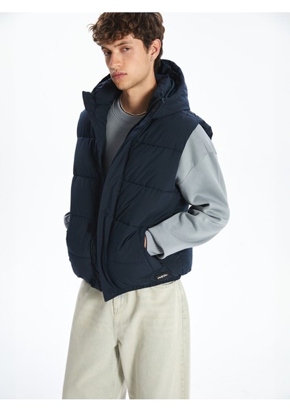 Yeni Sezon Standart Kalıp Kapüşonlu Erkek Şişme Yelek