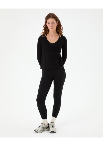 Siyah Anvelop Bağlamalı Bluz indirimleri