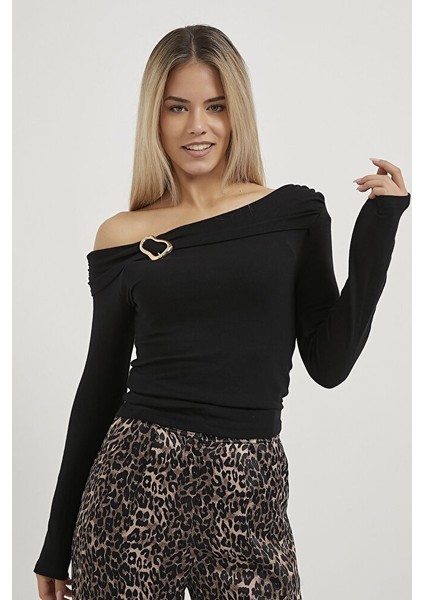 Kadın Gold Aksesuar Detaylı Tek Omuz Uzun Kollu Esnek Viskon Penye Bluz fırsatları