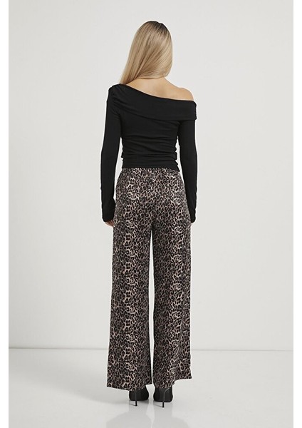 Kadın Gold Aksesuar Detaylı Tek Omuz Uzun Kollu Esnek Viskon Penye Bluz indirimleri