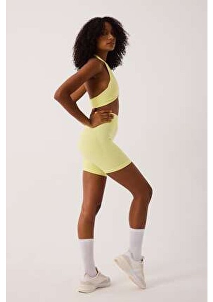 Amara Halter Yaka Kadın Spor Sütyeni Dikişsiz ve Nefes Alabilir Kumaş ile Şık Tasarım fiyatları