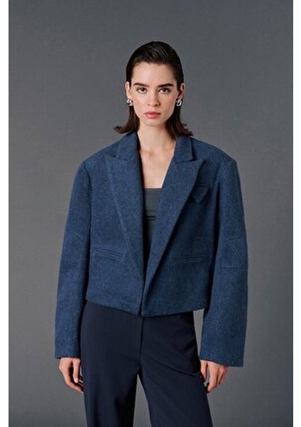 Cep Detaylı Oversize Kaşe Crop Ceket