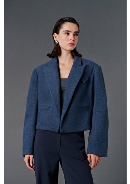 Cep Detaylı Oversize Kaşe Crop Ceket fiyatları