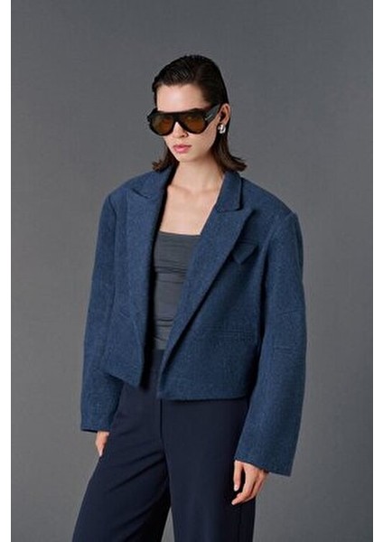 Cep Detaylı Oversize Kaşe Crop Ceket indirimleri