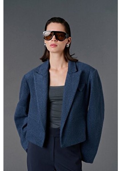 Cep Detaylı Oversize Kaşe Crop Ceket