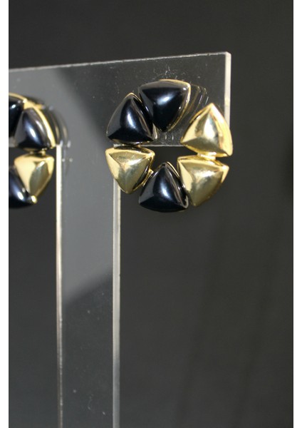 Gold Detaylı Siyah Küpe