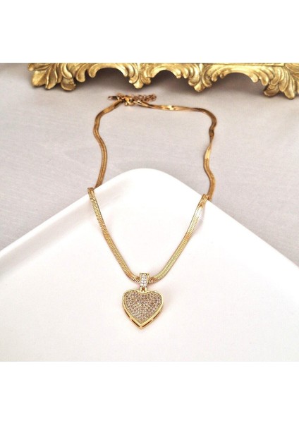 Zirkon Taşlı Kalp Detaylı Italyan Zincir Çelik Kolye (46,5 Cm) fırsatları