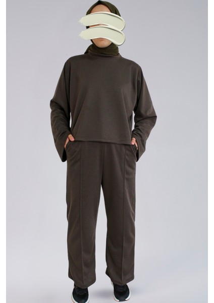 Mevsimlik Crop Pantolon Takım- Mevsimlik Kumaş Crop& Düz Paça Pantolon Kadın Takım fiyatları