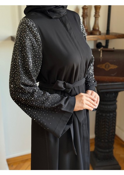 Siyah Kolu Taşlı Ferace 5048