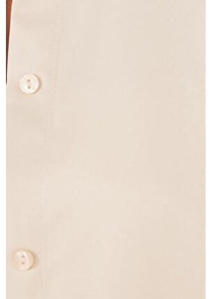 Kadın Oversize Rahat Kesim Spor Yaka Uzun Kollu Basic Düz Bej Gömlek