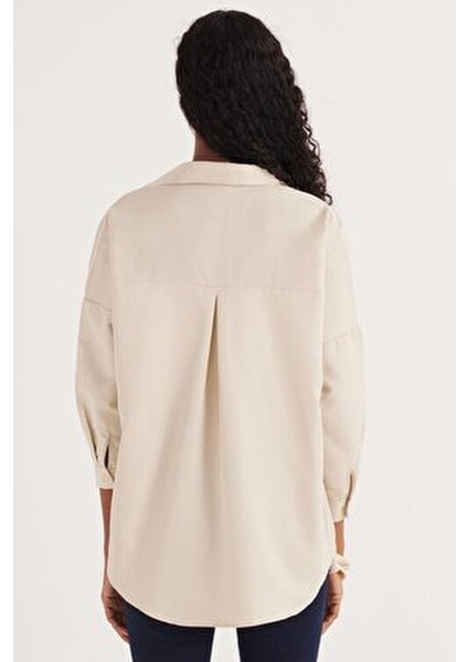 Kadın Oversize Rahat Kesim Spor Yaka Uzun Kollu Basic Düz Bej Gömlek
