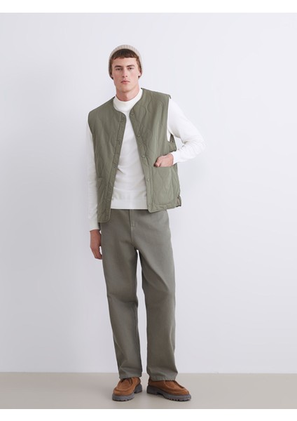 Yeni Sezon Standart Kalıp V Yaka Erkek Şişme Yelek fiyatları