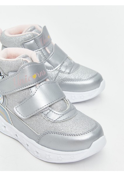 Yeni Sezon Bağcıklı ve Cırt Cırtlı Tabanı Işıklı Kız Bebek Bot fırsatları