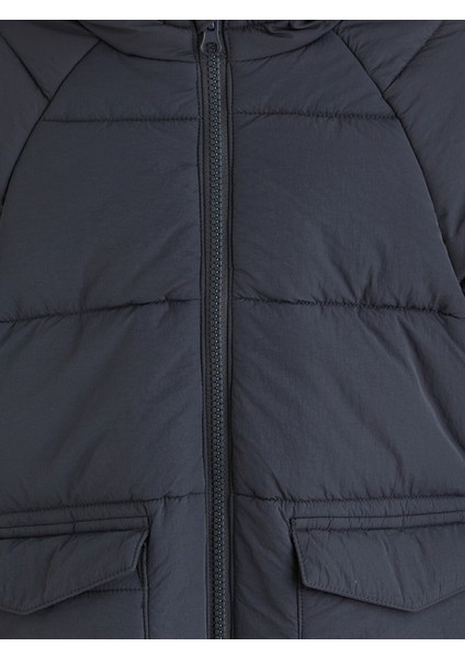 Yeni Sezon Kapüşonlu Astarlı Erkek Çocuk Mont modelleri