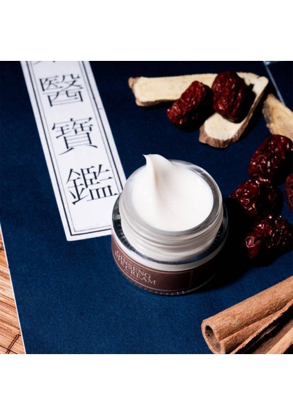 Ginseng Eye Cream Yaşlanma Karşıtı Göz Kremi 30GR fırsatları