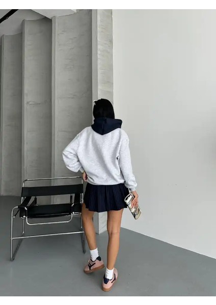 Usa Yazılı Uzun Kolu Kapşonlu Sweat modelleri