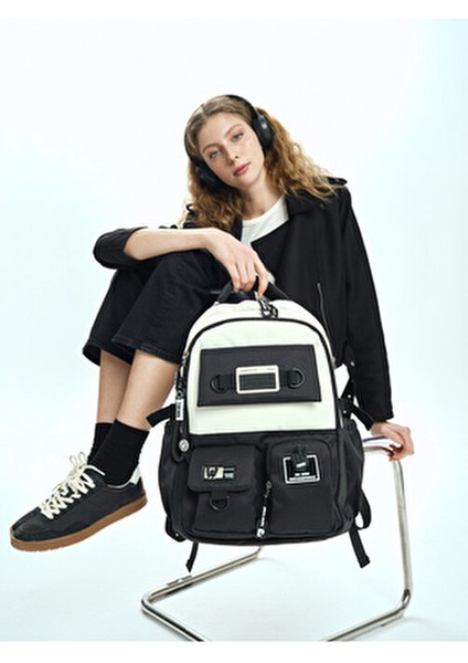 18828 Okul Çantası Suya Dayanıklı Çok Bölmeli Siyah